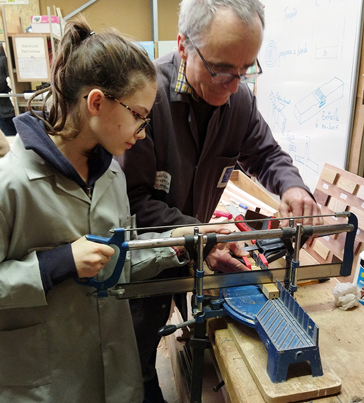 Découvrir les métiers manuels auprès de retraités investis 3