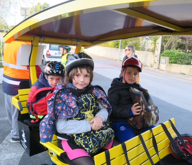 À l’école, oui mais en vélo-bus ! 4