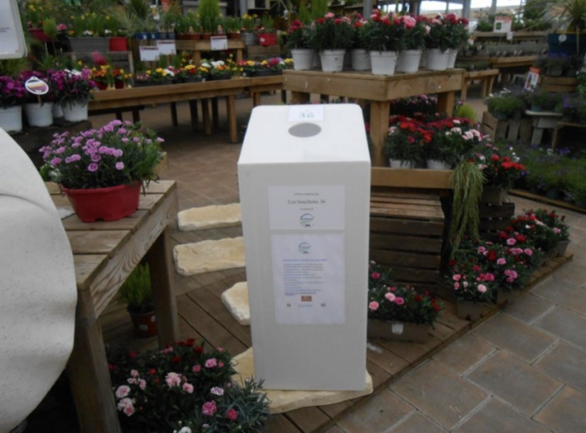 Les bouchons plastiques pour équiper des personnes handicapées