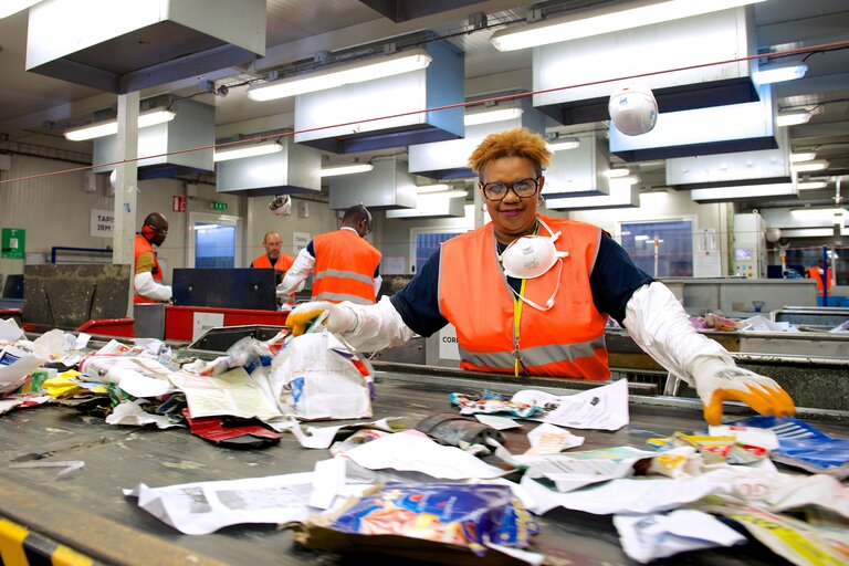 Cabine d'affinage de tri