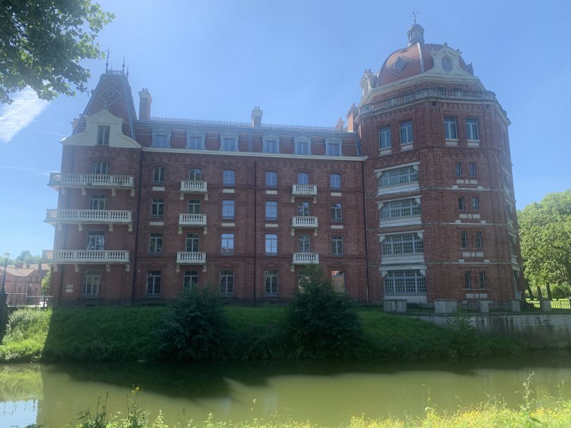 L'aile gauche du Familistère, futur lieu d'expérimentations en tout genre.