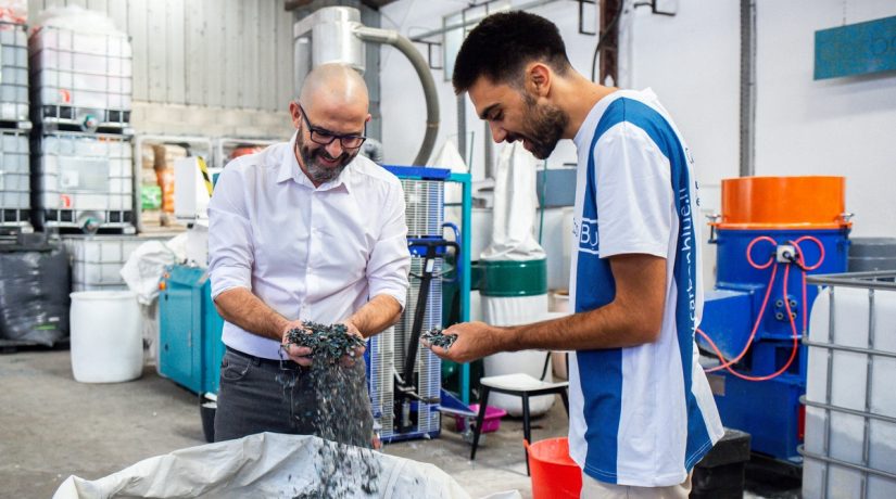 Avec Carbon Blue, le plastique se recycle et se réutilise en local 5