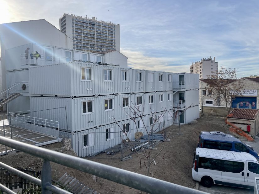 Des containers aménagés pour les sans-abris 8